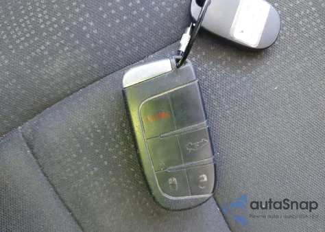 2016 Chrysler 200 Limited из США, поврежденный, VIN 1C3CCCAB4GN149762